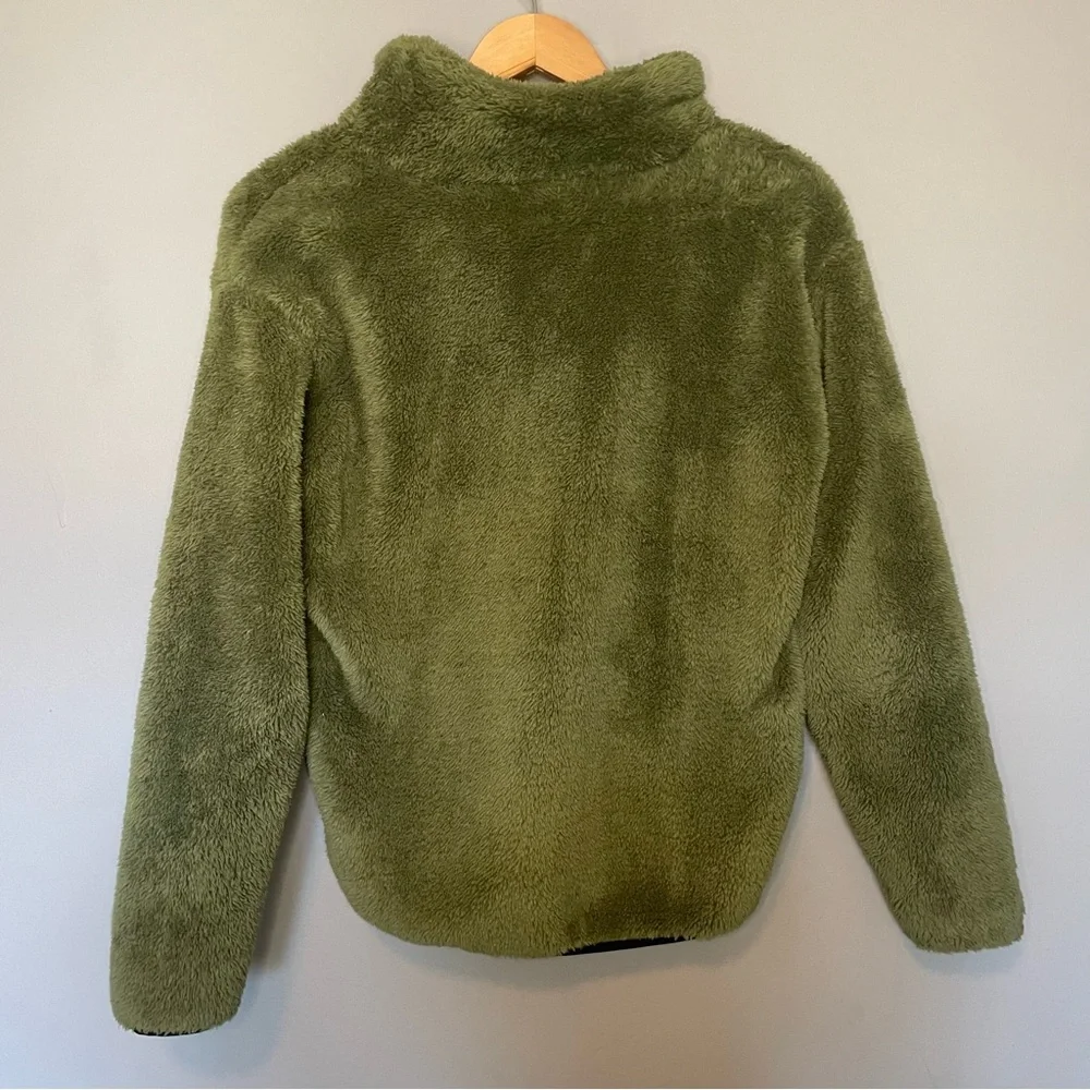 VS Pink Fluffy Jacket - Picture 2 of 3